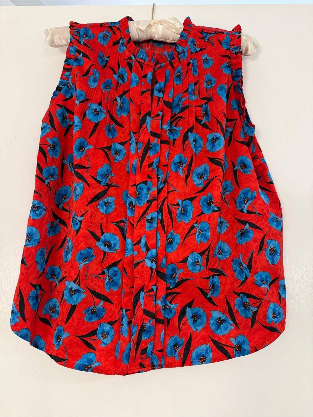 Ann Taylor Sleeveless Blouse with Blue and Red Floral Print